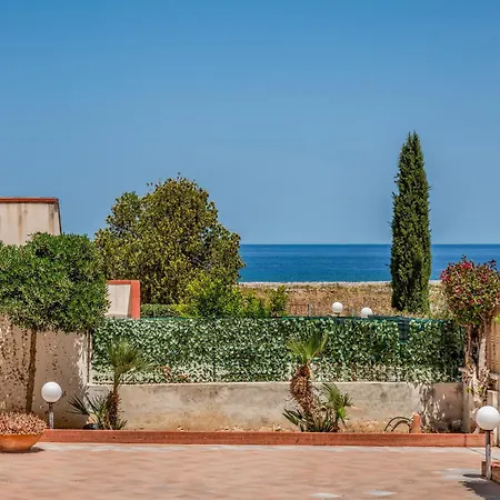 Spada Con Ampi Spazi Esterni וילה *